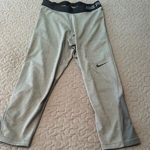 Nike Gray Leggings (capri)